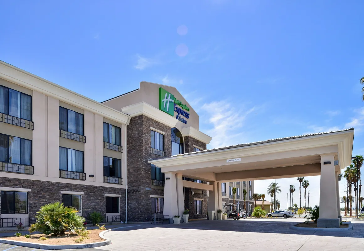 Holiday Inn Express & Suites Indio - Coachella Valley by IHG hotel hero