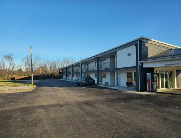 Americas Best Value Inn Elizabethtown hotel detail image 2