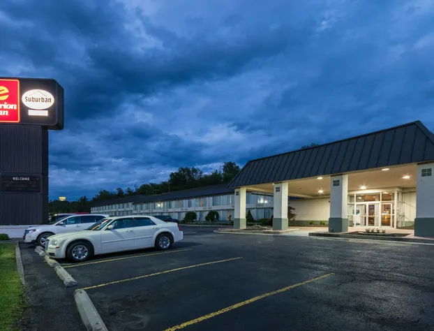 Clarion Inn Fairmont hotel detail image 4