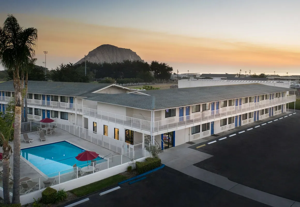 Motel 6 Morro Bay, CA hotel hero