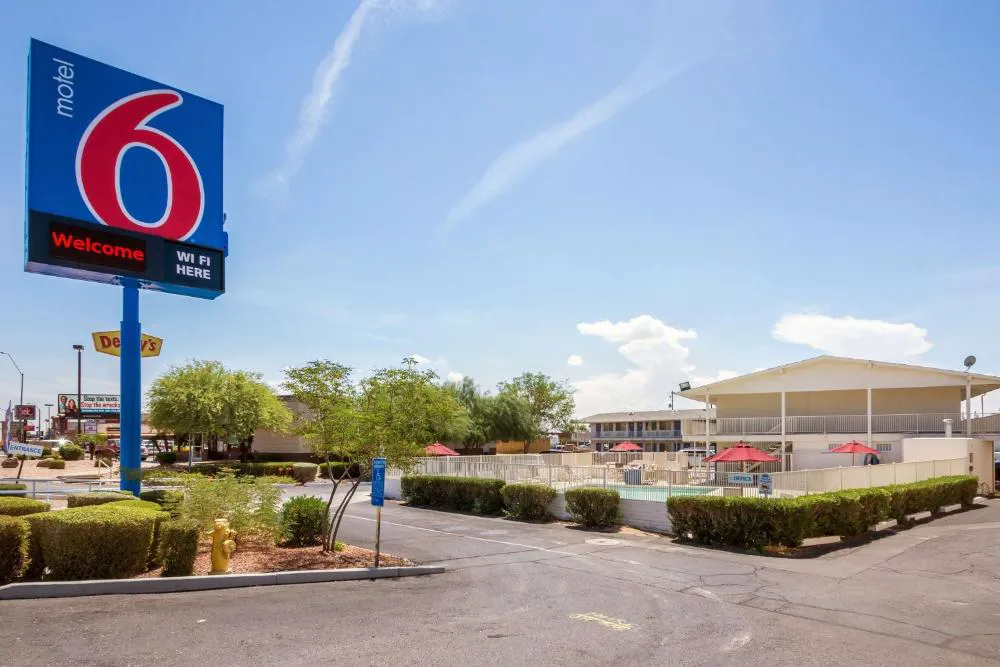 Motel 6 Youngtown, AZ - Phoenix - Sun City hotel hero