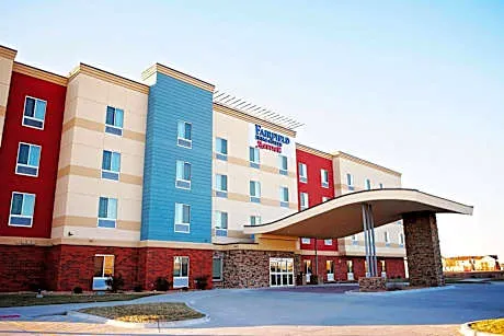 Fairfield Inn & Suites Des Moines Urbandale hotel hero