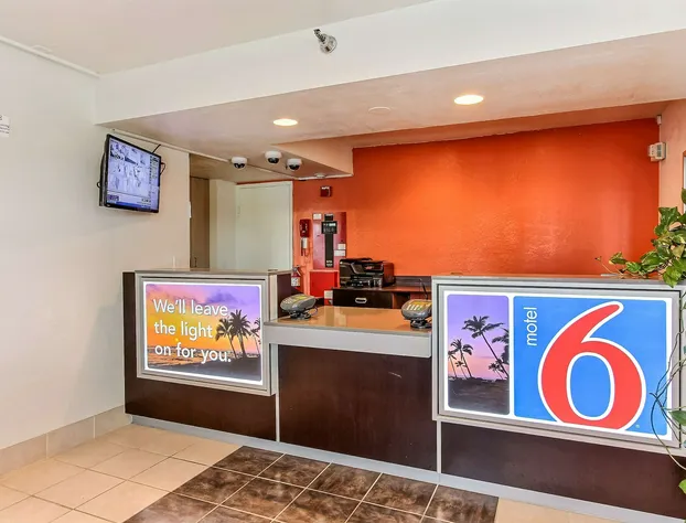 Motel 6-Salinas, CA - South - Monterey Area hotel detail image 3