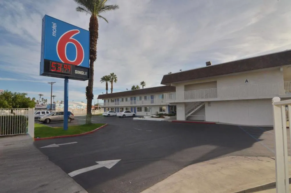 Motel 6 Indio, CA - Palm Springs hotel hero