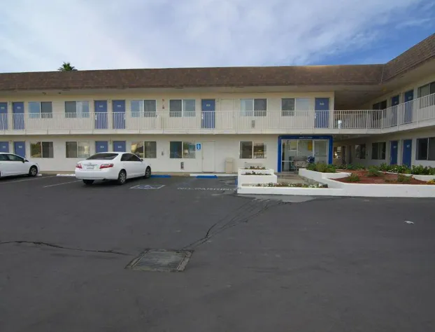 Motel 6 Indio, CA - Palm Springs hotel detail image 4