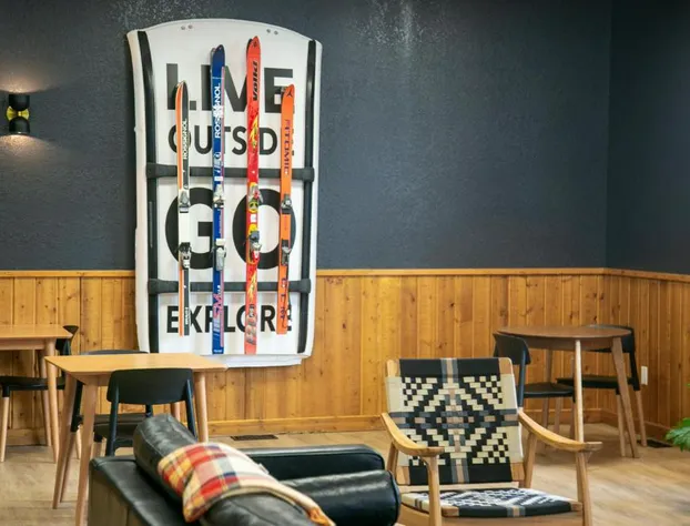 LOGE Wolf Creek hotel detail image 3