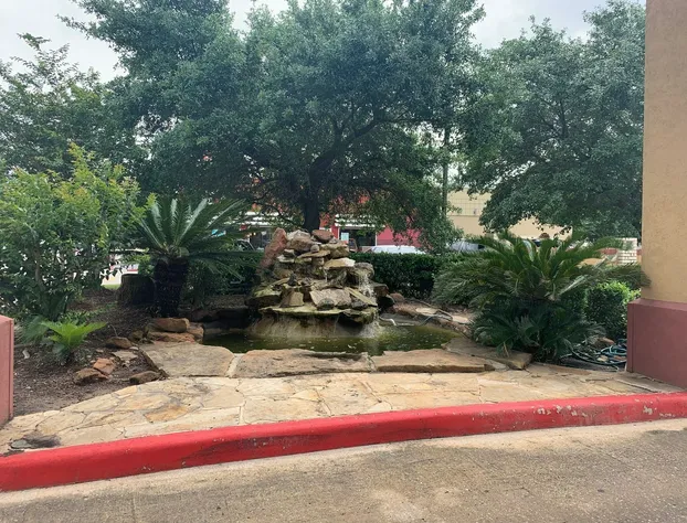 Camelot Inn 1960 Houston hotel detail image 1