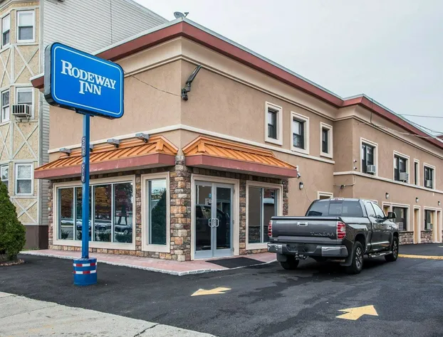 Rodeway Inn Belleville hotel detail image 2