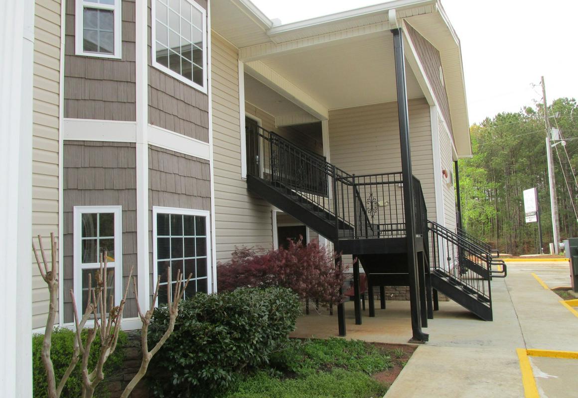 High Falls Inn and Suites hotel hero
