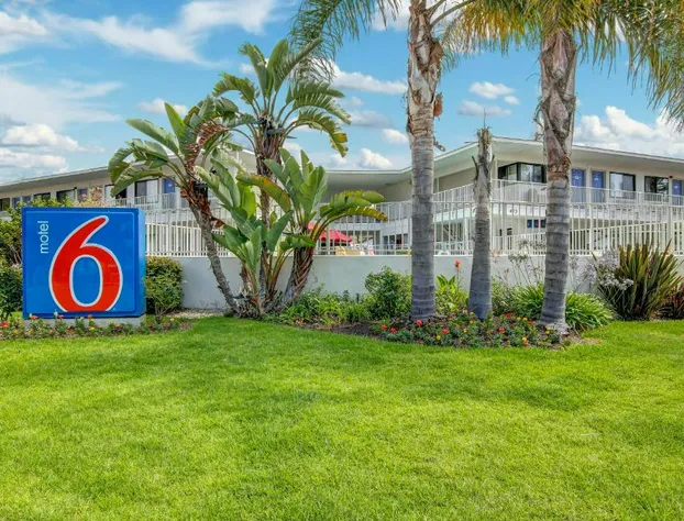 Motel 6 Santa Barbara, CA - Beach hotel detail image 4