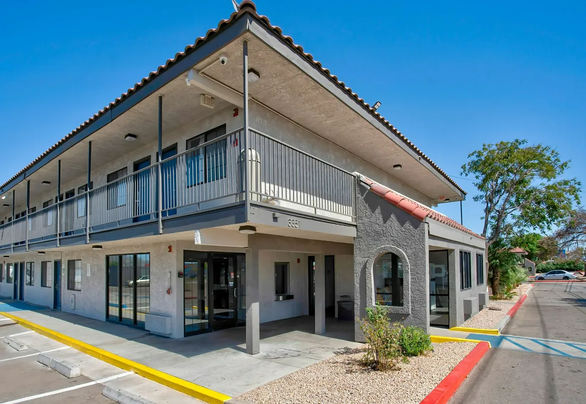 Motel 6 Kingman, AZ - Route 66 East hotel hero