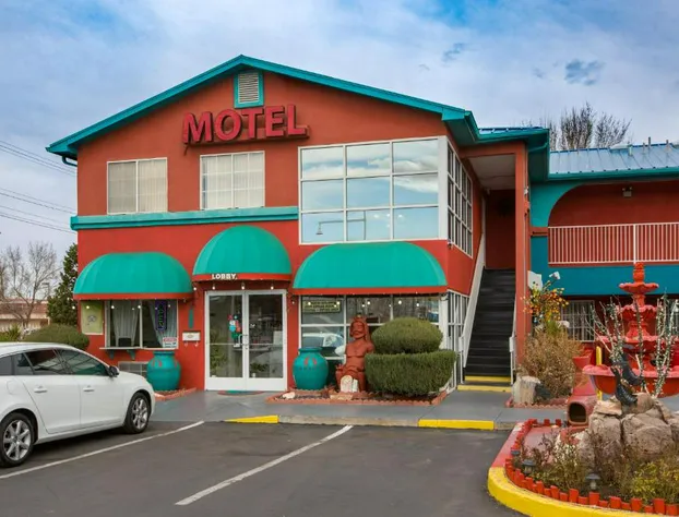 Sandia Peak Inn Old Town ABQ, a Howard Johnson by Wyndham hotel detail image 4