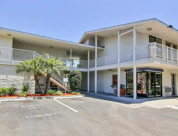 Motel 6 Goleta, CA - Santa Barbara hotel detail image 3