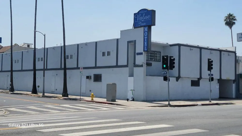 Value Inn Hollywood hotel hero