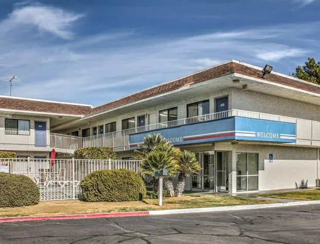 Motel 6 Mojave, CA hotel detail image 2