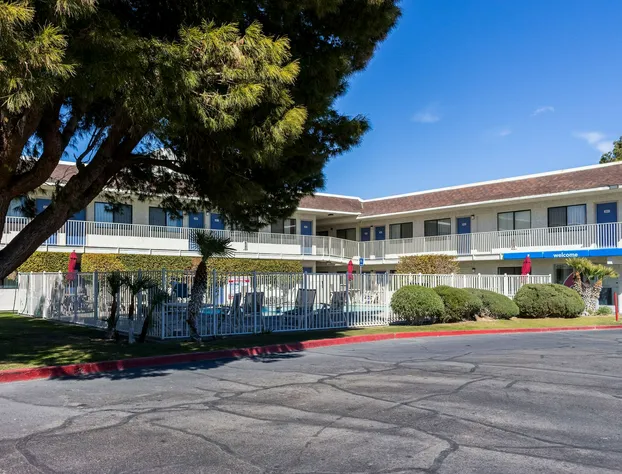 Motel 6 Mojave, CA hotel detail image 3