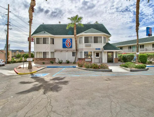 Motel 6 Yuma, AZ - East hotel detail image 1