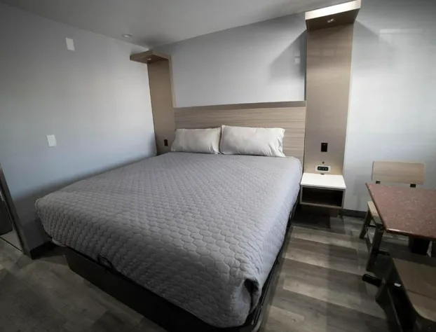 Palms Motel hotel detail image 1