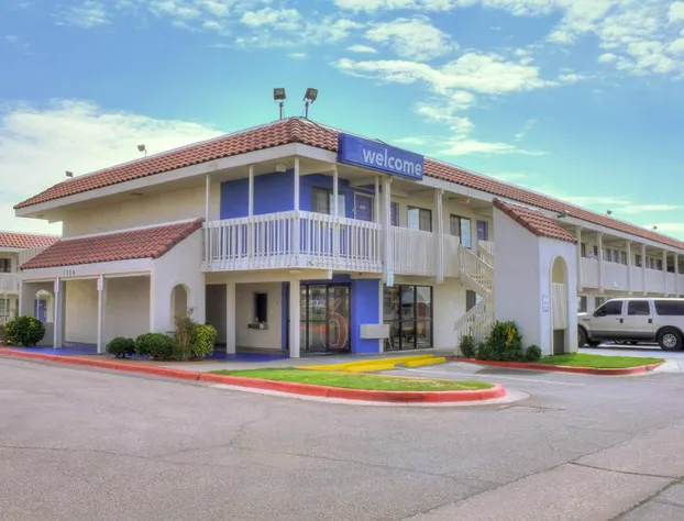 Motel 6 El Paso, TX - East hotel detail image 1