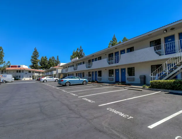 Motel 6 San Dimas, CA - Los Angeles hotel detail image 2