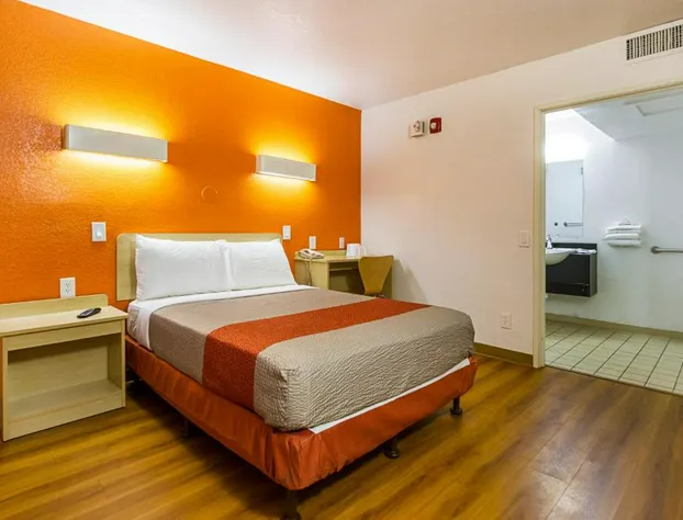 Motel 6 Mesa North hotel detail image 4