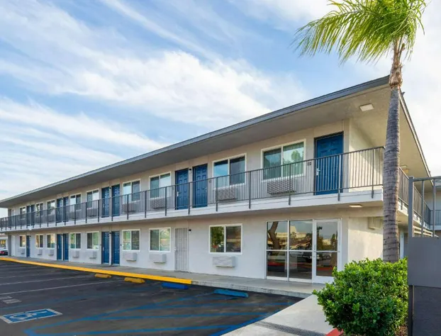 Motel 6 Fontana, CA hotel detail image 1