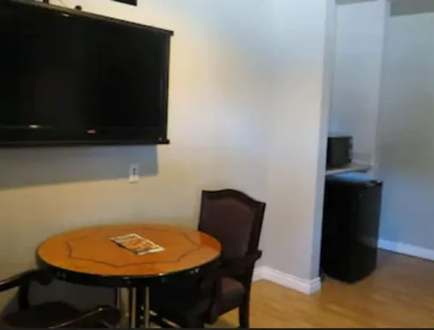 Rocky Inn hotel detail image 4