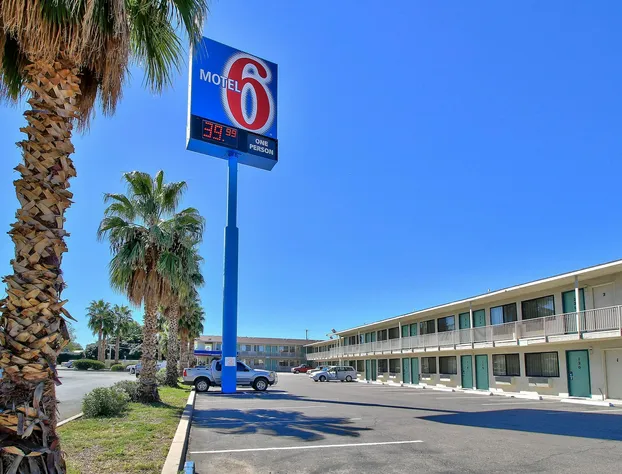 Motel 6 Nogales, AZ - Mariposa Road hotel detail image 3