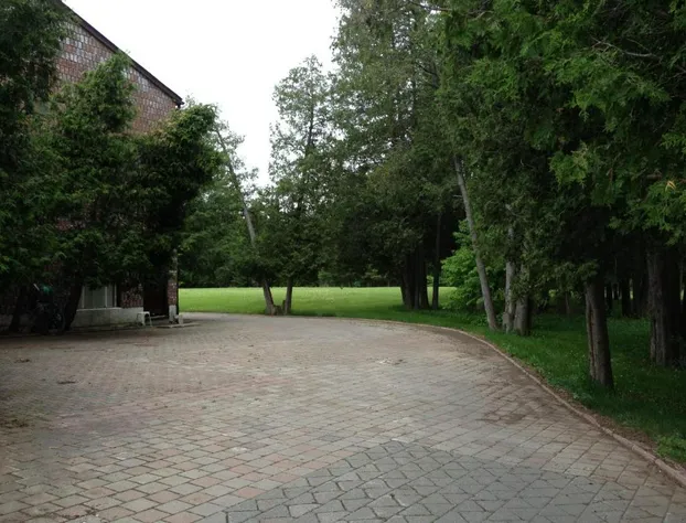 Cedar Springs Motel hotel detail image 3