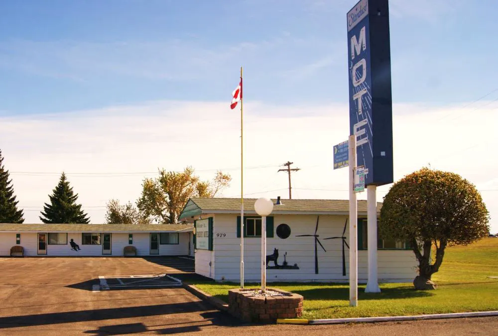 Stardust Inn and Chalets hotel hero