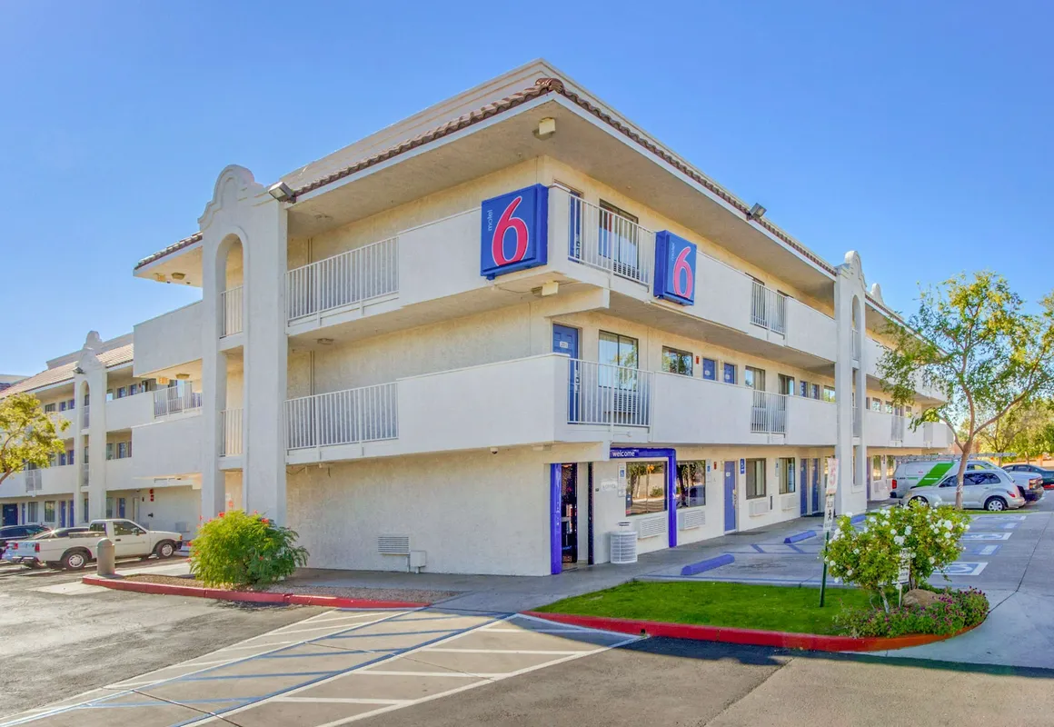 Motel 6 Phoenix, AZ - West hotel hero