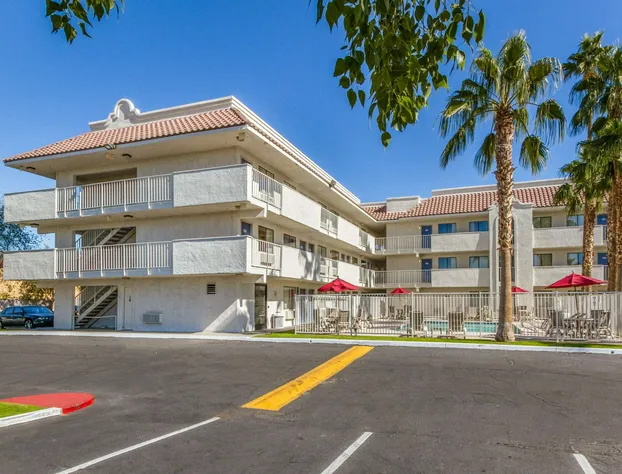 Motel 6 Phoenix, AZ - West hotel detail image 3