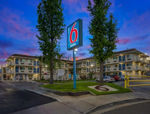 Motel 6 San Bernardino, CA - North hotel detail image 4