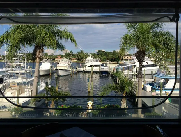 Pirate's Cove Resort & Marina hotel detail image 1