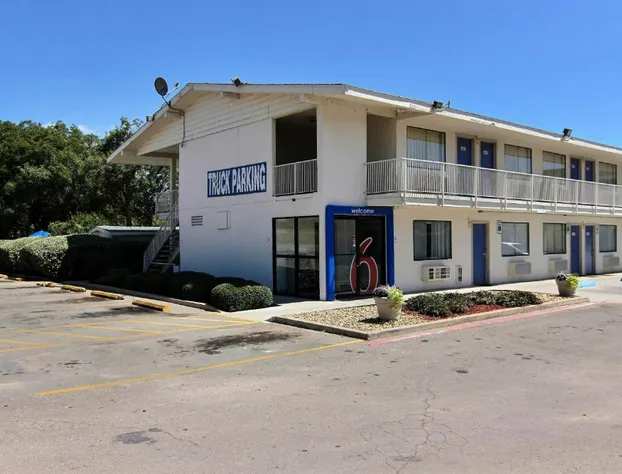 Motel 6 Abilene, TX hotel detail image 1