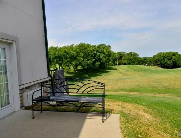 Cobblestone Inn & Suites - Denison Majestic Hills hotel detail image 3