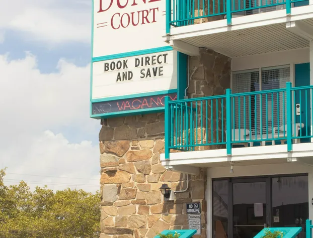 Dunes Court hotel detail image 2