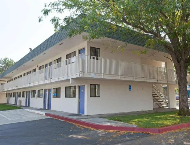 Hi-Wheel Flats hotel detail image 1