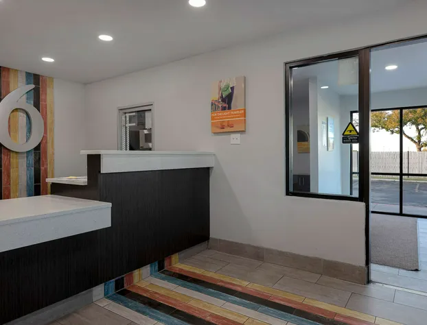 Motel 6 San Antonio, TX - West SeaWorld hotel detail image 4