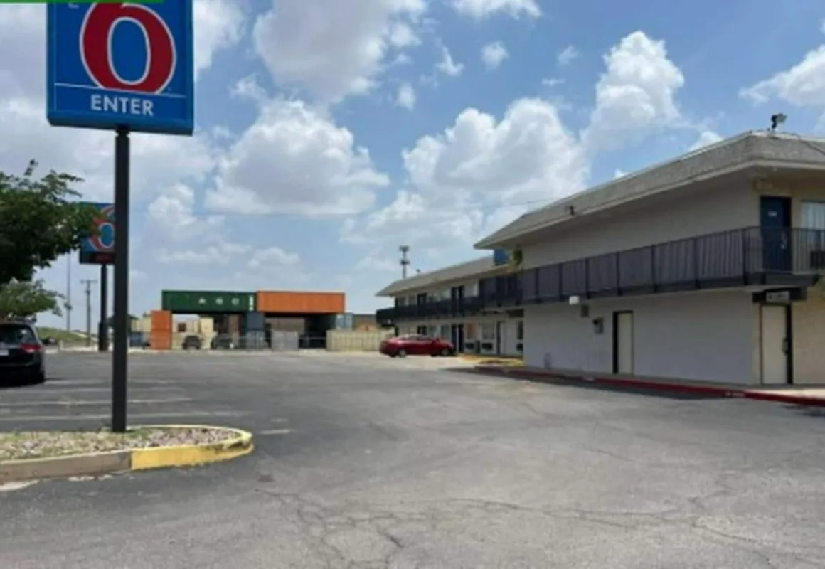 Motel 6 Odessa, TX hotel hero
