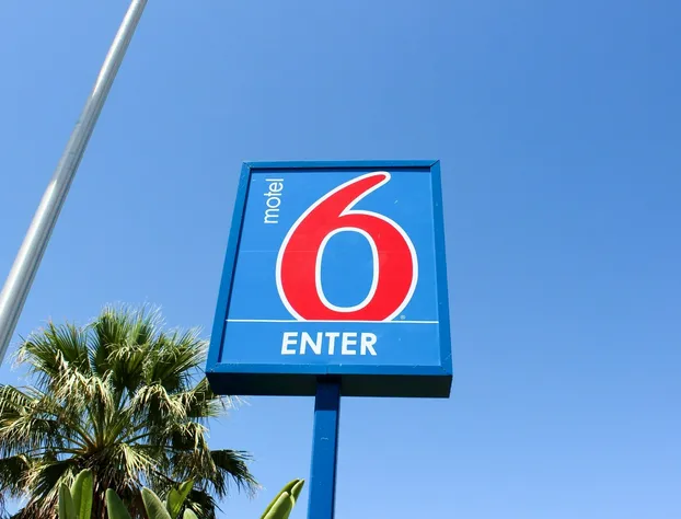 Motel 6 Coalinga, CA - East hotel detail image 2
