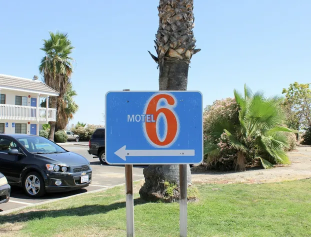 Motel 6 Coalinga, CA - East hotel detail image 4