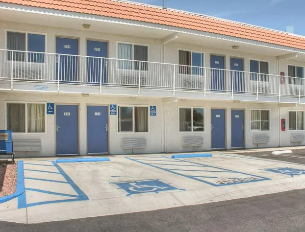 Motel 6 Lancaster, CA hotel detail image 2