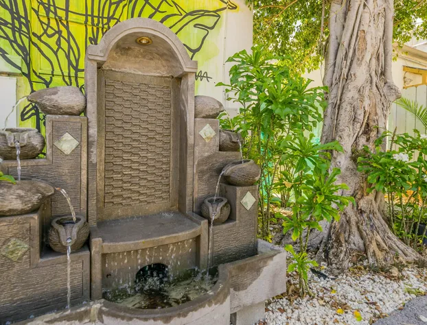 Treehouse Studio Hotel hotel detail image 4