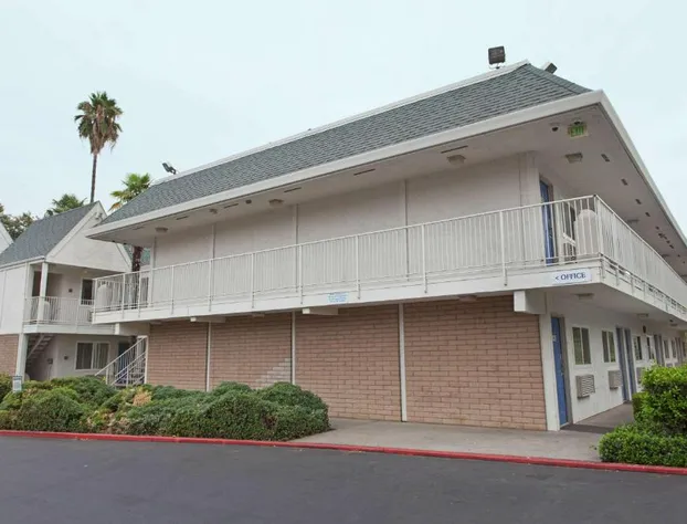 Motel 6 Sacramento, CA - Central hotel detail image 4