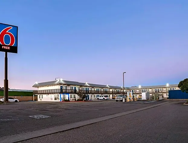 Motel 6 Eureka, CA – Redwood Coast hotel detail image 2