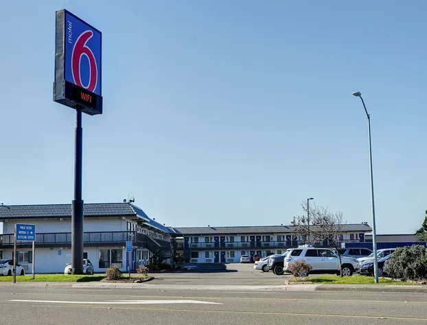 Motel 6 Eureka, CA – Redwood Coast hotel detail image 1