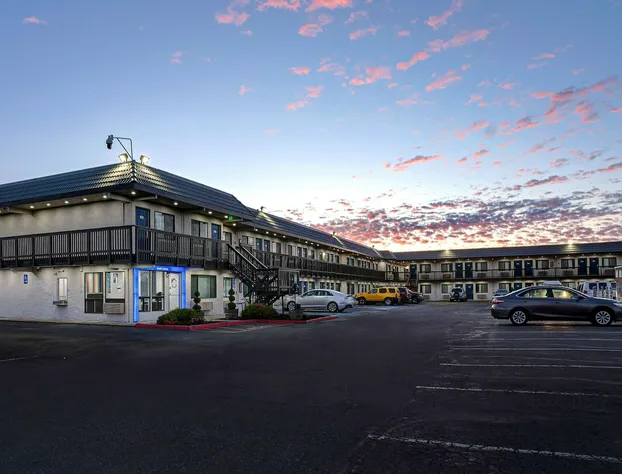 Motel 6 Eureka, CA – Redwood Coast hotel detail image 2