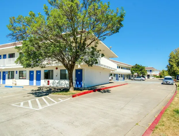 Motel 6 Redding, CA - North hotel detail image 2
