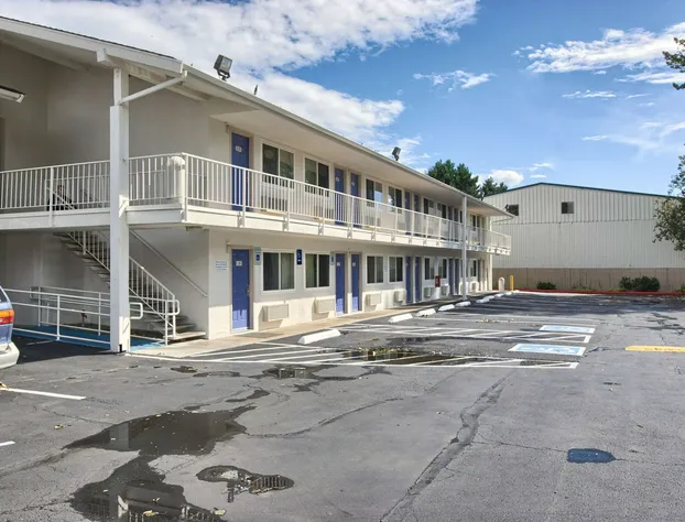 Motel 6 Everett, WA - North hotel detail image 3